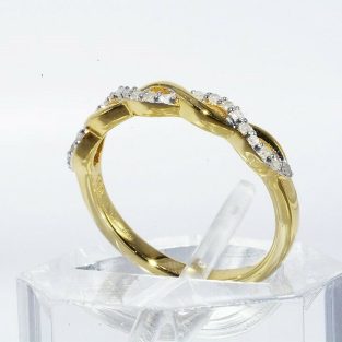 תכשיט לכלה ולערב: טבעת יוקרה כסף 925 ציפוי זהב בשיבוץ 21 יהלומים לבנים מידה: 5.25